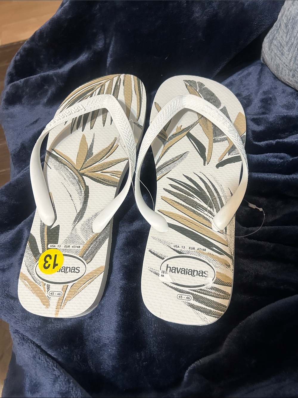 Havaianas White Flip Flops with Olive and Tan Leaf Print